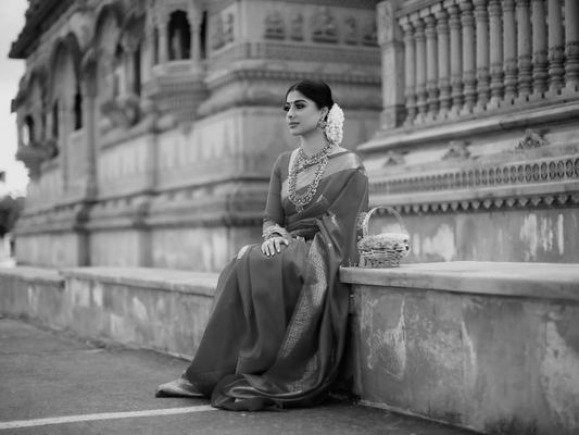 The Art of Handcrafting Luxury: A Journey Through Zarii's Kanjivaram Sarees